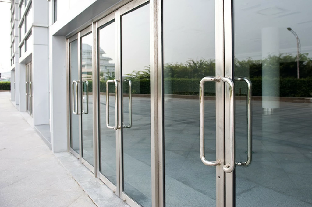 Aluminum / Doors