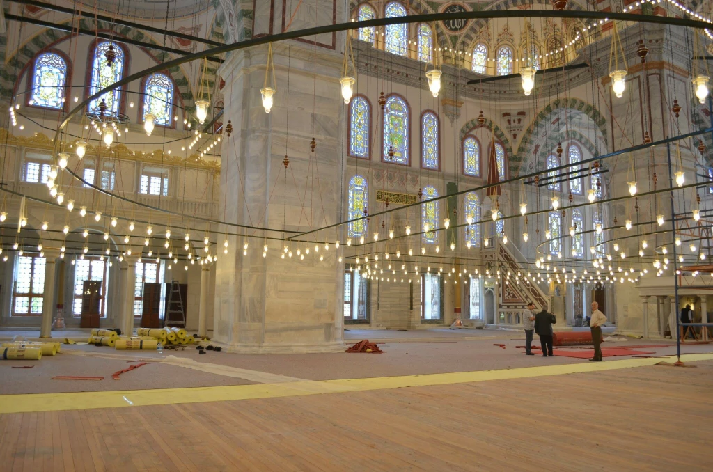 Fatih Camii/Parke ve Halı Altı Uygulamaları