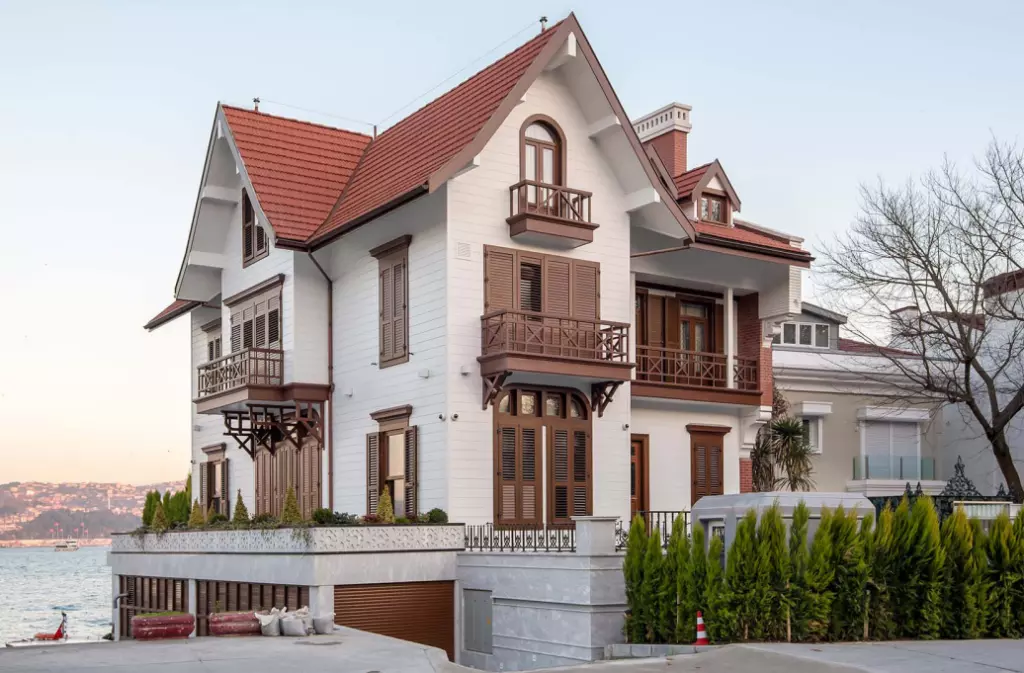 SABRI OZEL MANSION ISTANBUL / TURKEY