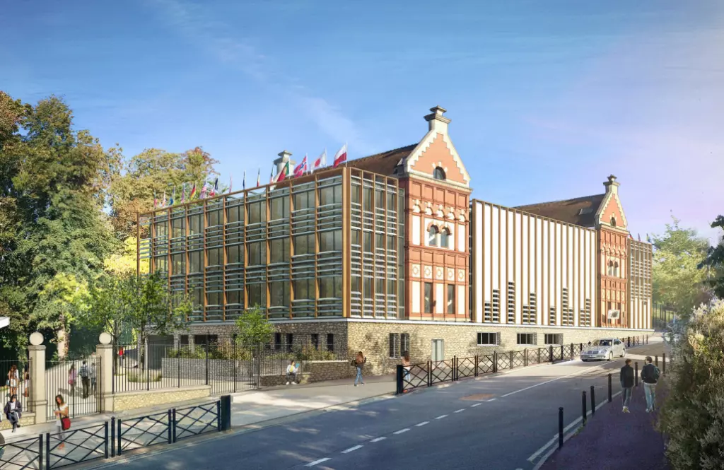 LYCÉE INTERNATIONALE SAINT-GERMAIN-EN-LAYE / FRANCE