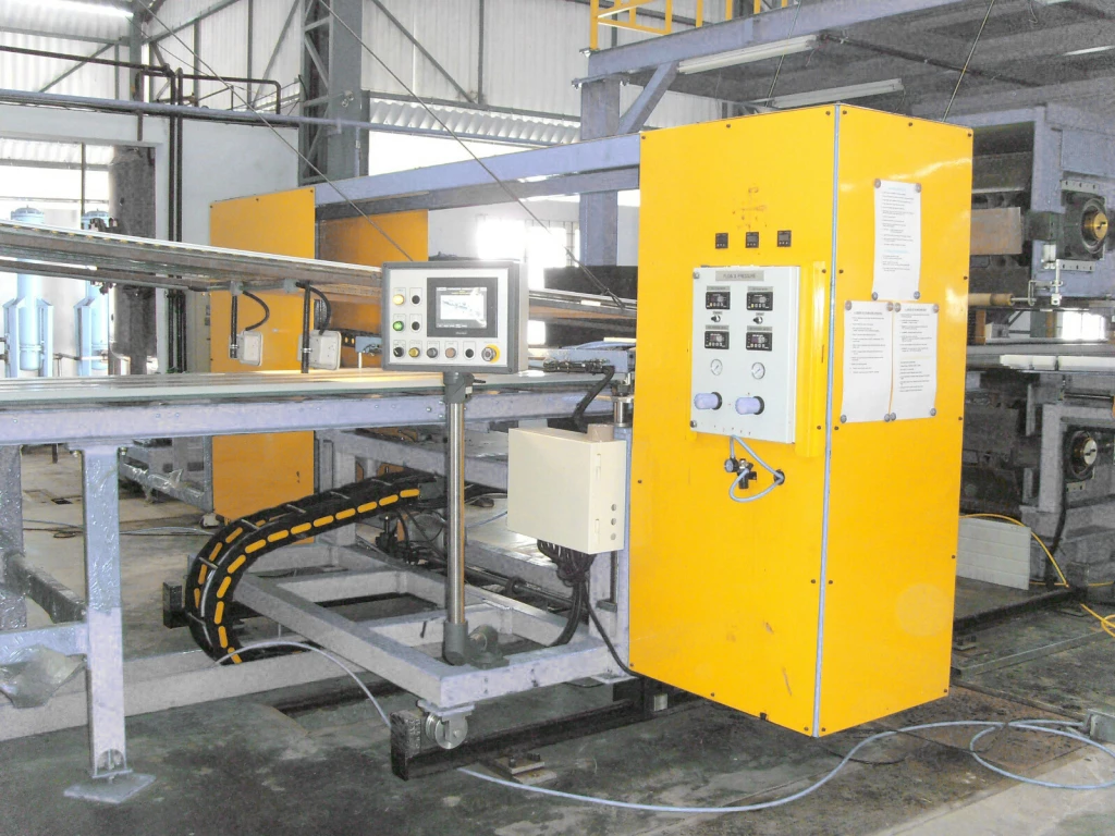 PU & PIR Foaming Machine