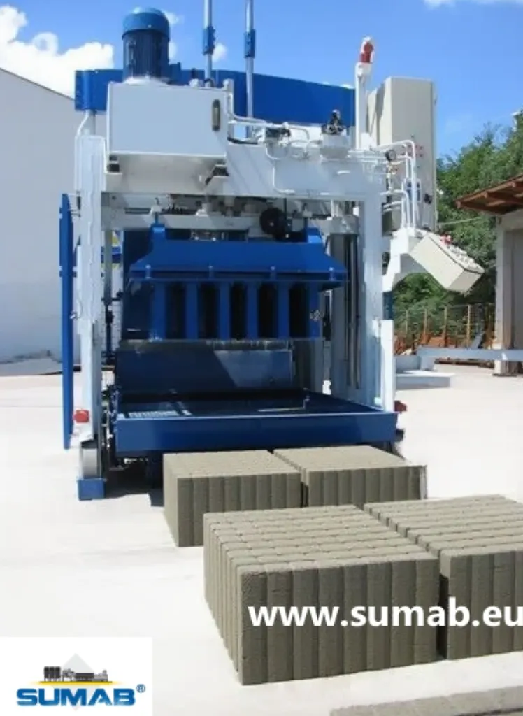 Sumab E-12 Concrete Block Making Machine